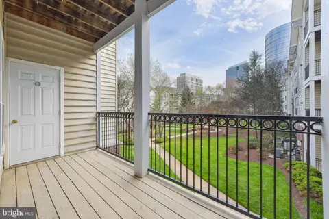 Exterior - 1530 Spring Gate Dr #9214, Mclean, VA 22102 photo 2 of 7
