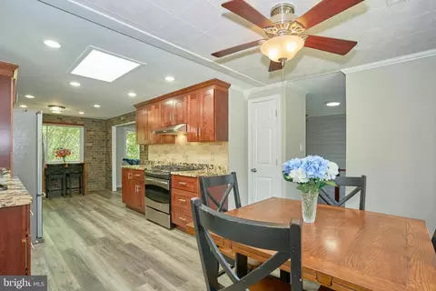 Kitchen - 7916 Orange Plank Rd, Springfield, VA 22153 photo 3 of 3