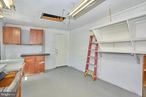 Exterior - 7916 Orange Plank Rd, Springfield, VA 22153 photo 5 of 12