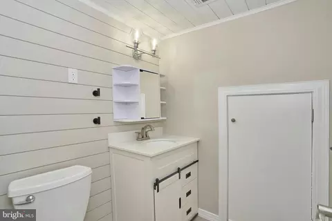 Bath - 7916 Orange Plank Rd, Springfield, VA 22153 photo 4 of 4