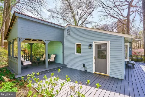 Exterior - 7916 Orange Plank Rd, Springfield, VA 22153 photo 10 of 12