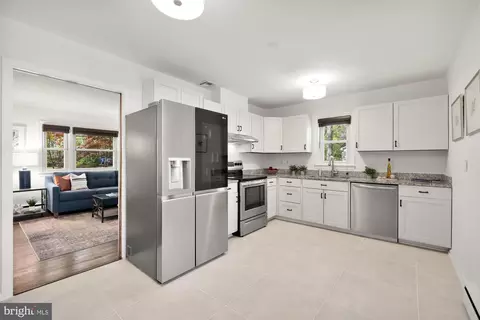 Kitchen - 7208 Wesley Rd, Springfield, VA 22150 photo 2 of 4
