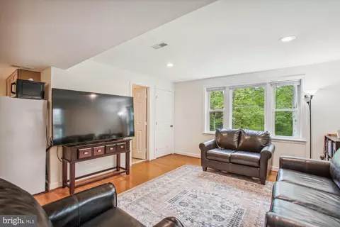 Living - 5503 Atlee Pl, Springfield, VA 22151 photo 6 of 6
