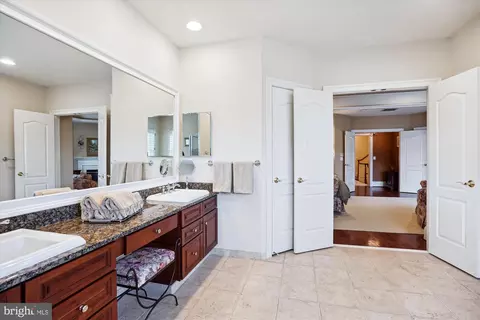 1444 Harvest Crossing Dr, Mclean, VA 22101 photo 32