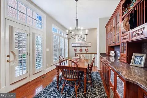 1444 Harvest Crossing Dr, Mclean, VA 22101 photo 11