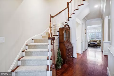 1444 Harvest Crossing Dr, Mclean, VA 22101 photo 3