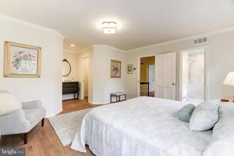 Bedroom - 8509 Brook Rd, Mclean, VA 22102 photo 3 of 8