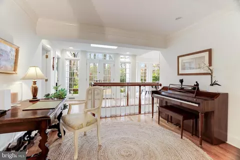 Entry Way - 8509 Brook Rd, Mclean, VA 22102 photo 6 of 10