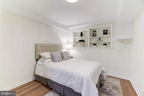 Bedroom - 8509 Brook Rd, Mclean, VA 22102 photo 7 of 8