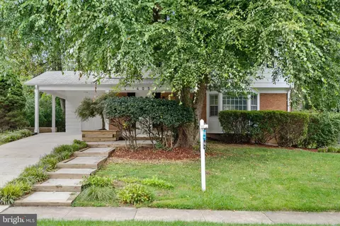 405 Wolftrap SE, Vienna, VA 22180