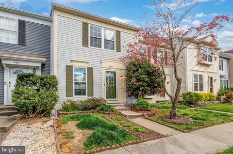 6567 Old Carriage Dr, Alexandria, VA 22315