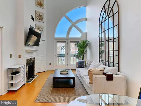 12001 Market St #418, Reston, VA 20190
