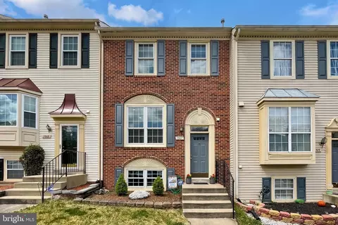 7307 Ardglass Dr, Lorton, VA 22079
