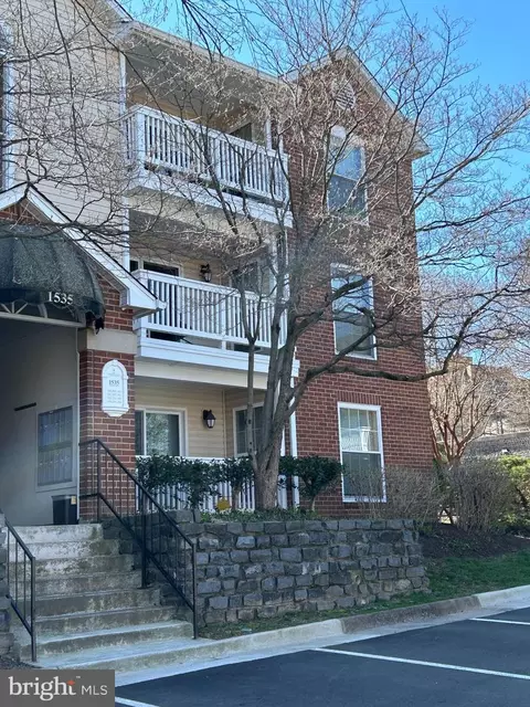 1535 Lincoln Way #104, Mclean, VA 22102