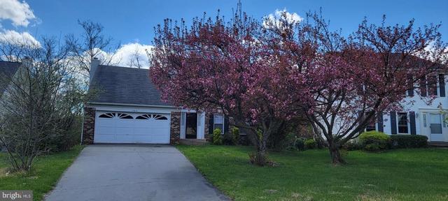 13614 Chevy Chase Ln, Chantilly, VA 20151