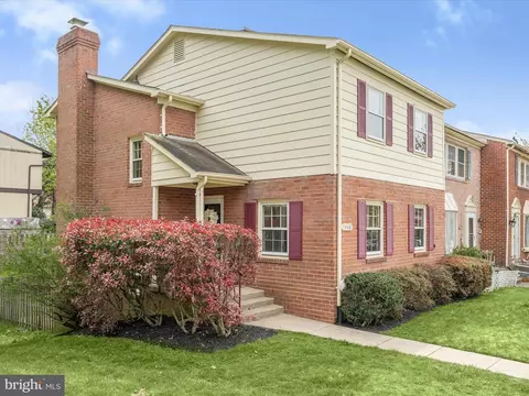 7468 Covent Wood Ct, Annandale, VA 22003