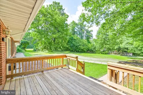 8311 Pohick Rd, Springfield, VA 22153 photo 11