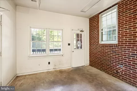 8311 Pohick Rd, Springfield, VA 22153 photo 29