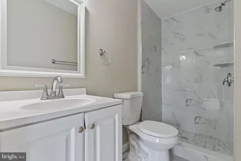 Bath - 8658 Hickory Ridge Ct, Springfield, VA 22153 photo 1 of 3