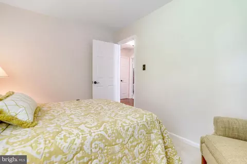 Bedroom - 7410 Silver Pine Dr, Springfield, VA 22153 photo 3 of 11