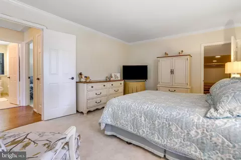 Bedroom - 7410 Silver Pine Dr, Springfield, VA 22153 photo 9 of 11