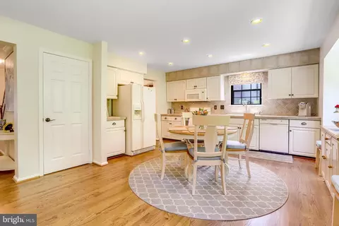 Kitchen - 7410 Silver Pine Dr, Springfield, VA 22153 photo 2 of 2