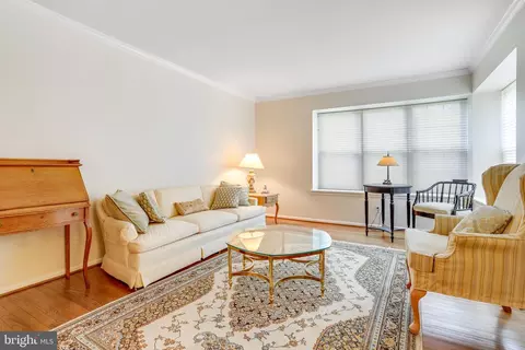 Living - 7410 Silver Pine Dr, Springfield, VA 22153 photo 1 of 2