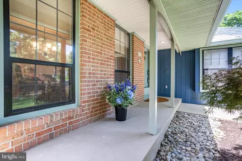 Exterior - 7410 Silver Pine Dr, Springfield, VA 22153 photo 5 of 10