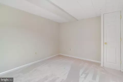 Bedroom - 7410 Silver Pine Dr, Springfield, VA 22153 photo 10 of 11