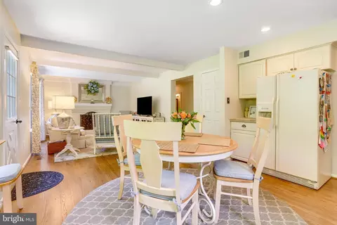 Dining - 7410 Silver Pine Dr, Springfield, VA 22153 photo 4 of 5