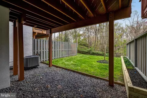 Exterior - 2330 Millennium Ln, Reston, VA 20191 photo 9 of 11