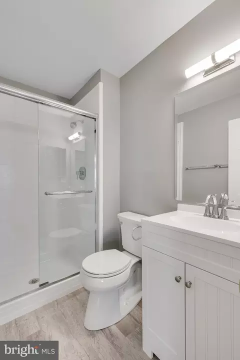 Bath - 2330 Millennium Ln, Reston, VA 20191 photo 3 of 7