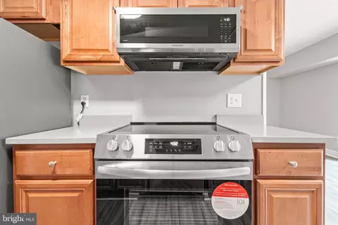 Kitchen - 11611 Stoneview Sq #1B, Reston, VA 20191 photo 4 of 6
