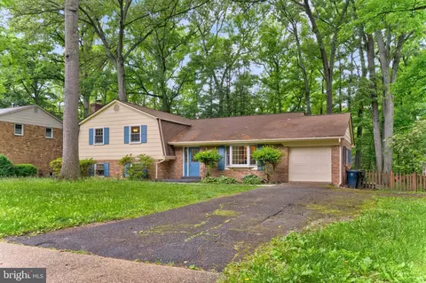 9218 Craig Ave, Alexandria, VA 22309
