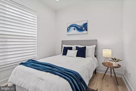 Bedroom - 11248 Faraday Park Dr, Reston, VA 20190 photo 3 of 7