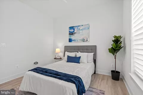 Bedroom - 11248 Faraday Park Dr, Reston, VA 20190 photo 5 of 7