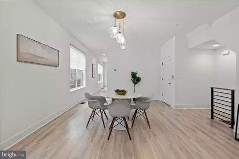 Entry Way - 11248 Faraday Park Dr, Reston, VA 20190 photo 6 of 8