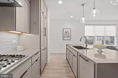 Kitchen - 11248 Faraday Park Dr, Reston, VA 20190 photo 4 of 7