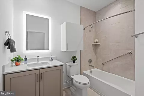 Bath - 11248 Faraday Park Dr, Reston, VA 20190 photo 3 of 3