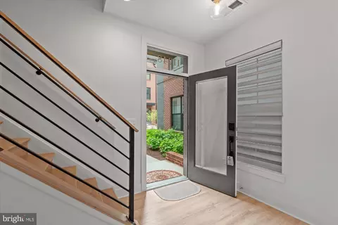 Entry Way - 11248 Faraday Park Dr, Reston, VA 20190 photo 2 of 8