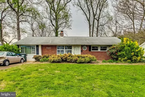 7610 Dunston St, Springfield, VA 22151
