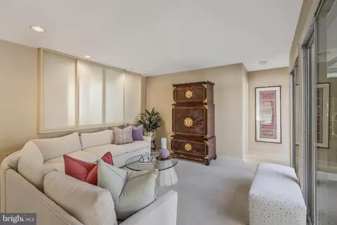 Bedroom - 6006 Mineola Ct, Springfield, VA 22152 photo 1 of 5