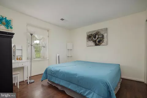Bedroom - 1817 Cranberry Ln, Reston, VA 20191 photo 3 of 5