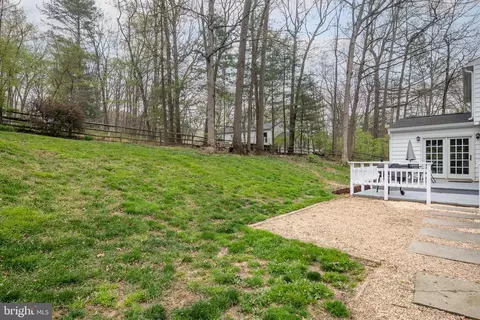 View/Area - 1817 Cranberry Ln, Reston, VA 20191 photo 1 of 1