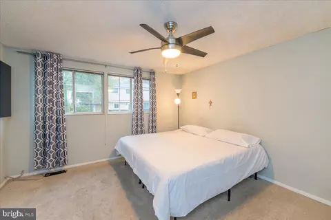 Bedroom - 8136 Loving Forest Ct, Springfield, VA 22153 photo 6 of 8