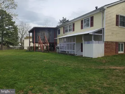 6414 Meriwether Ln, Springfield, VA 22150 photo 6