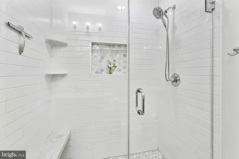 2848 Subtle Ln, Fairfax, VA 22031 photo 17
