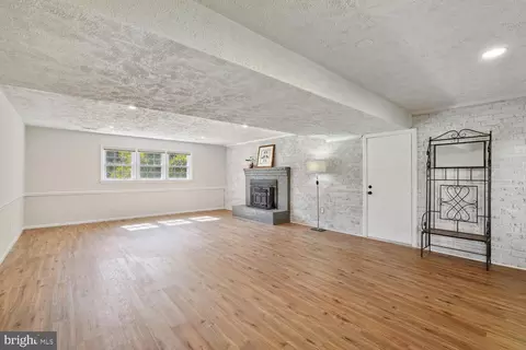 2848 Subtle Ln, Fairfax, VA 22031 photo 19