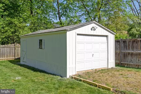 2848 Subtle Ln, Fairfax, VA 22031 photo 28