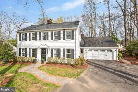 1205 Swinks Mill Rd, Mclean, VA 22102